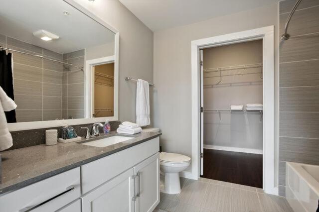 Appartamento Piedmont Park 2 Bdrm Atlanta Esterno foto